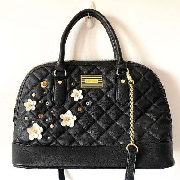 Betsey Johnson Quilted  Daisy Floral Stud Purse Tote Bag Black - Picture 1 of 6